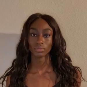 Meet your Posher, Chinelo